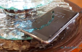 คำเตือน!! อย่าชาร์จแบต  Galaxy S7 ขณะเครื่องเปียกน้ำ