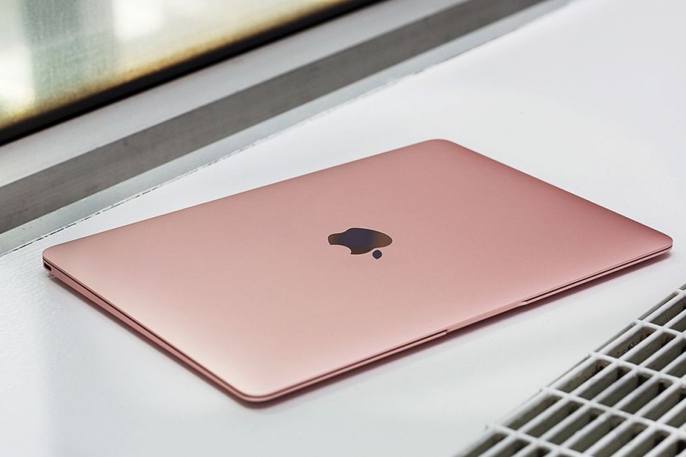 apple-macbook-battery-rose-gold-001-960x640